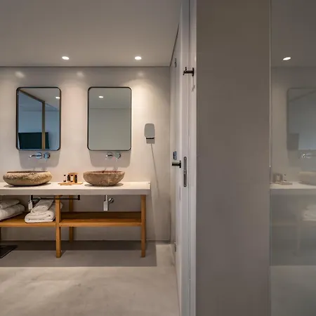 Zante Maris - Adults Only